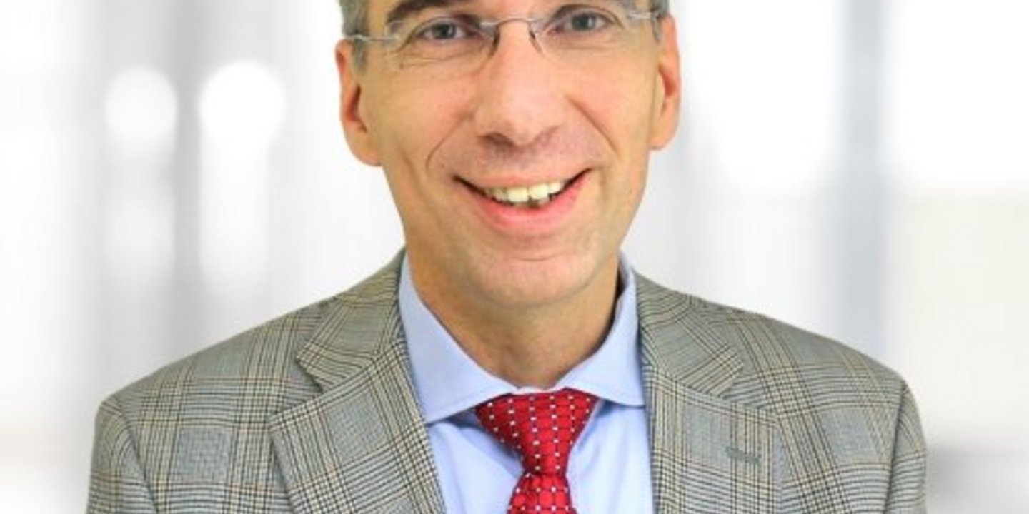 Prof. Dr. med. Ulrich Treichel wird Chefarzt der Inneren Medizin in der HELIOS Klinik Bad Gandersheim